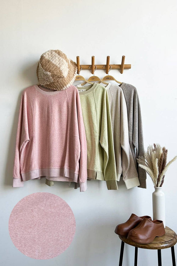 Oversized Comfy Soft Contrast