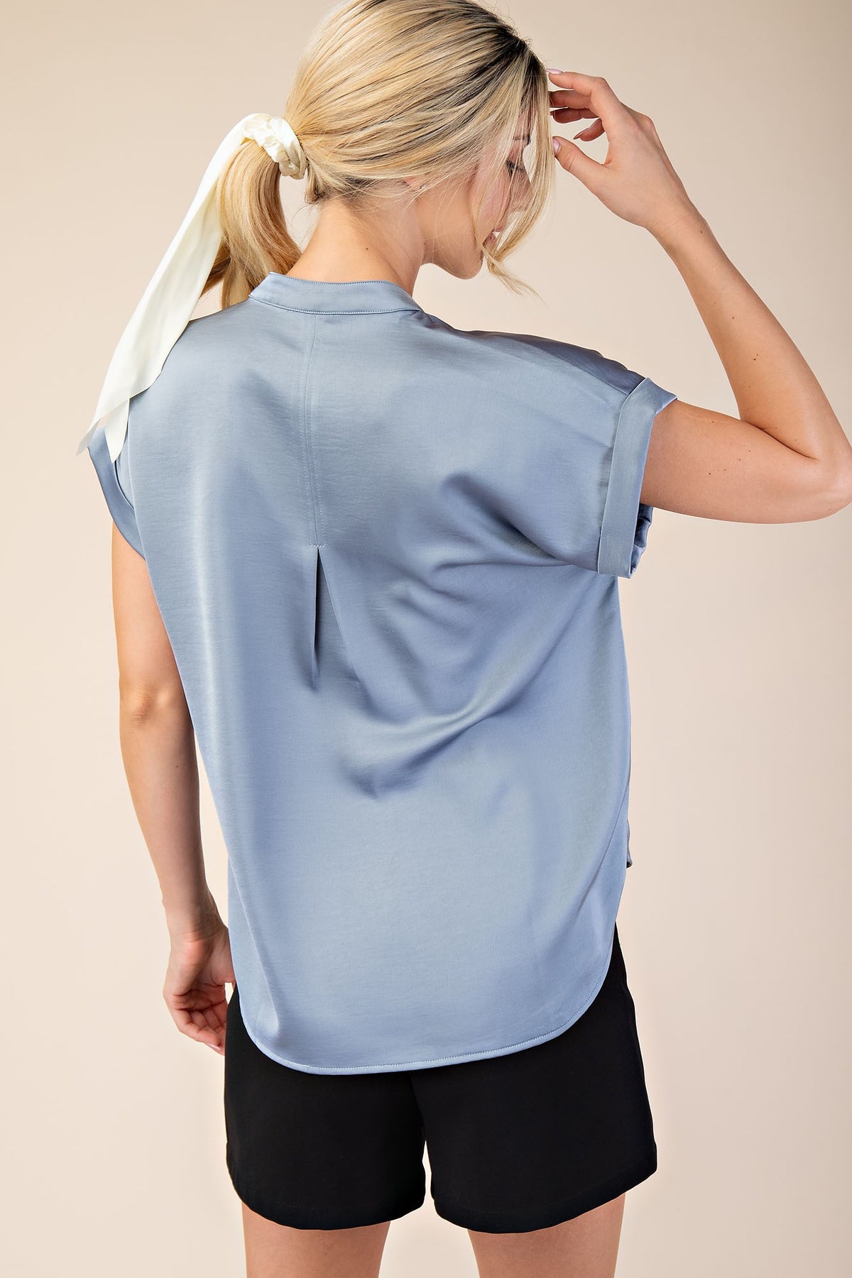 Glam Round Collar V-Neck Top