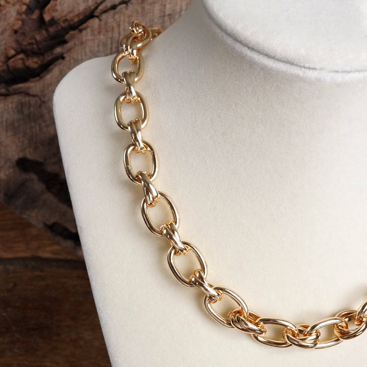 Chunky Fancy Cable Chain Necklace in Gold Tone