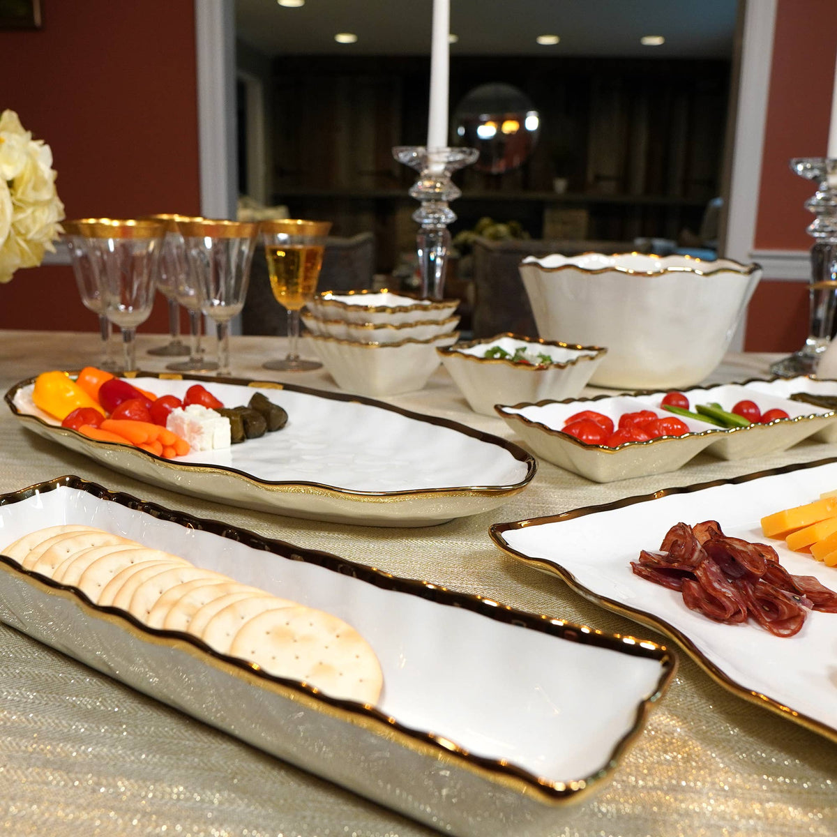 Regency Gold Oval Fish Platter 19.5in X 8.5in