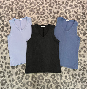 TB Ribbed V Neck Top