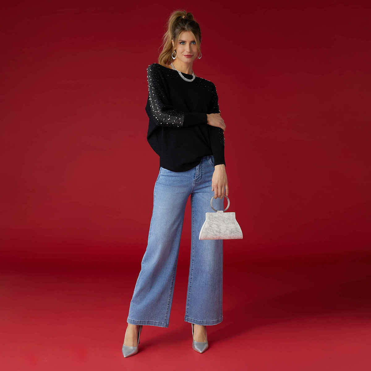 Lucy Shimmer Wristlet: Lt. Gold