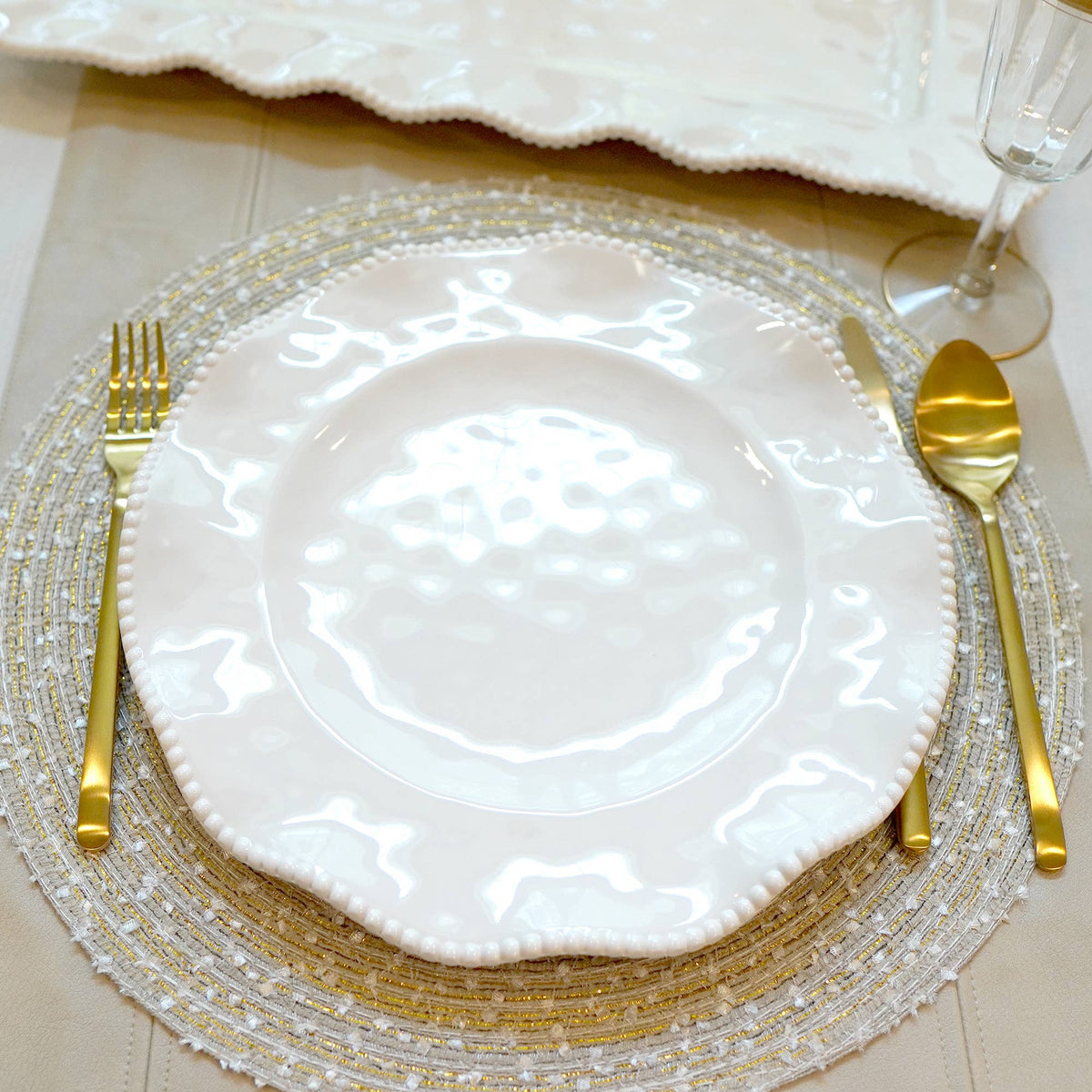 Perlette Cream Melamine Dinner Plate 11 in
