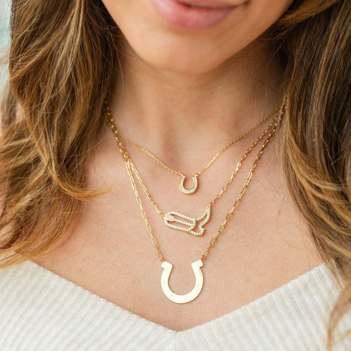 Pave Horseshoe Necklace: Gold