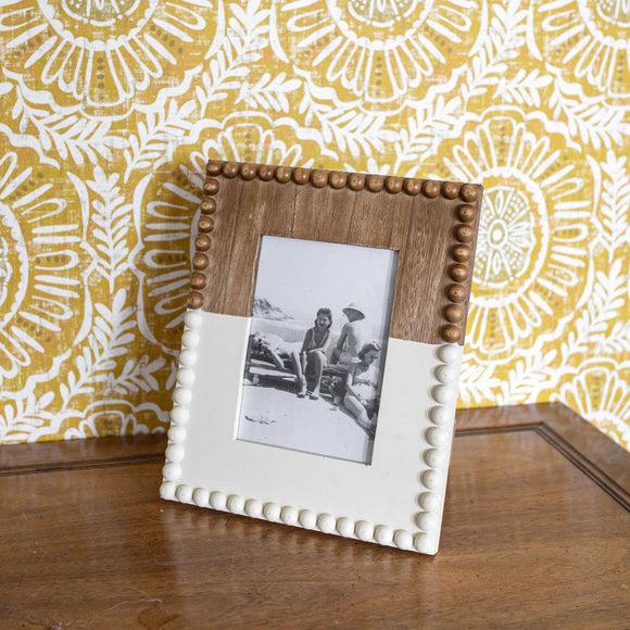 5X7 Amphitrite Beaded Photo Frame White